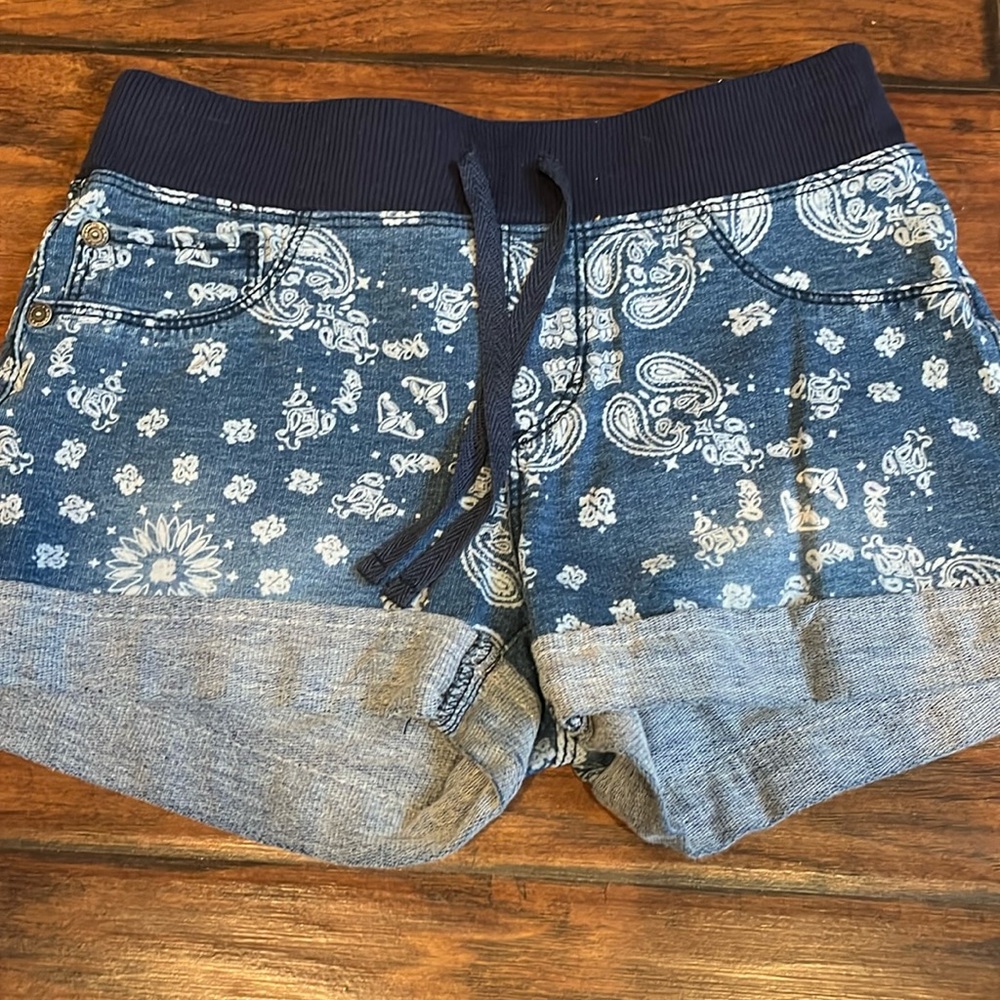 Arizona shorts size 14